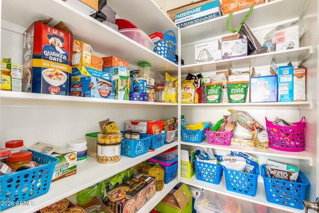 Building Photo - 423 E Mead Dr