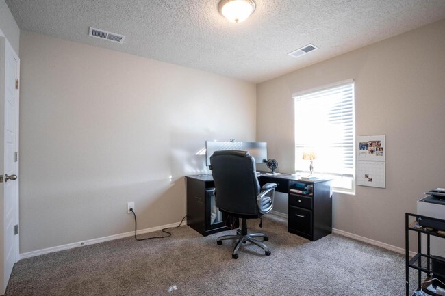 Building Photo - 10753 Aspiration Ln SW
