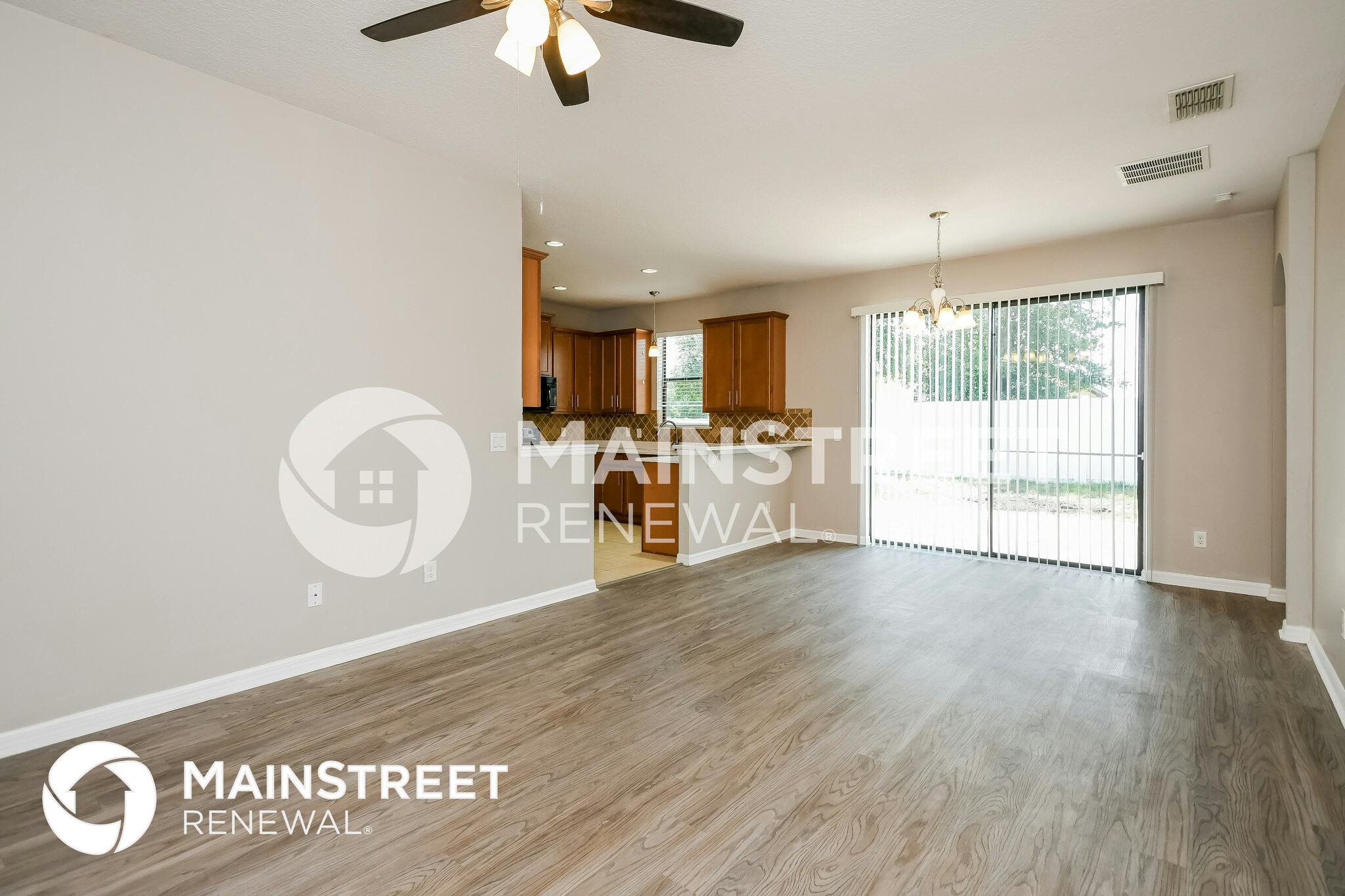 Building Photo - 4632 Doral Park Ave