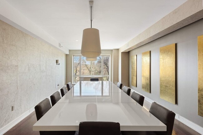 Building Photo - 1280 5th Ave