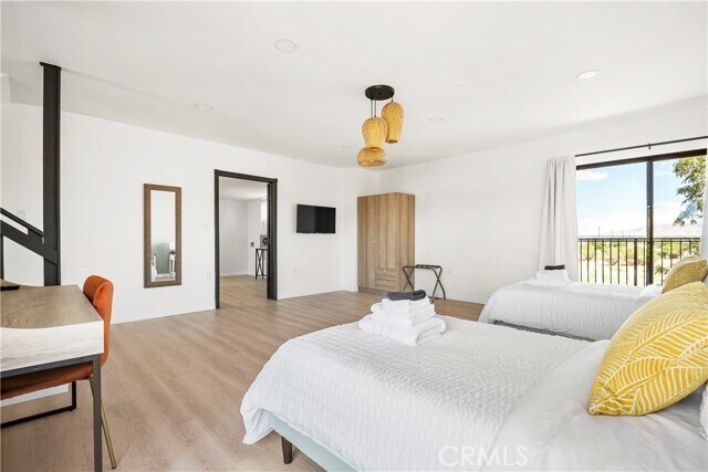 Building Photo - 9150 10th Ave