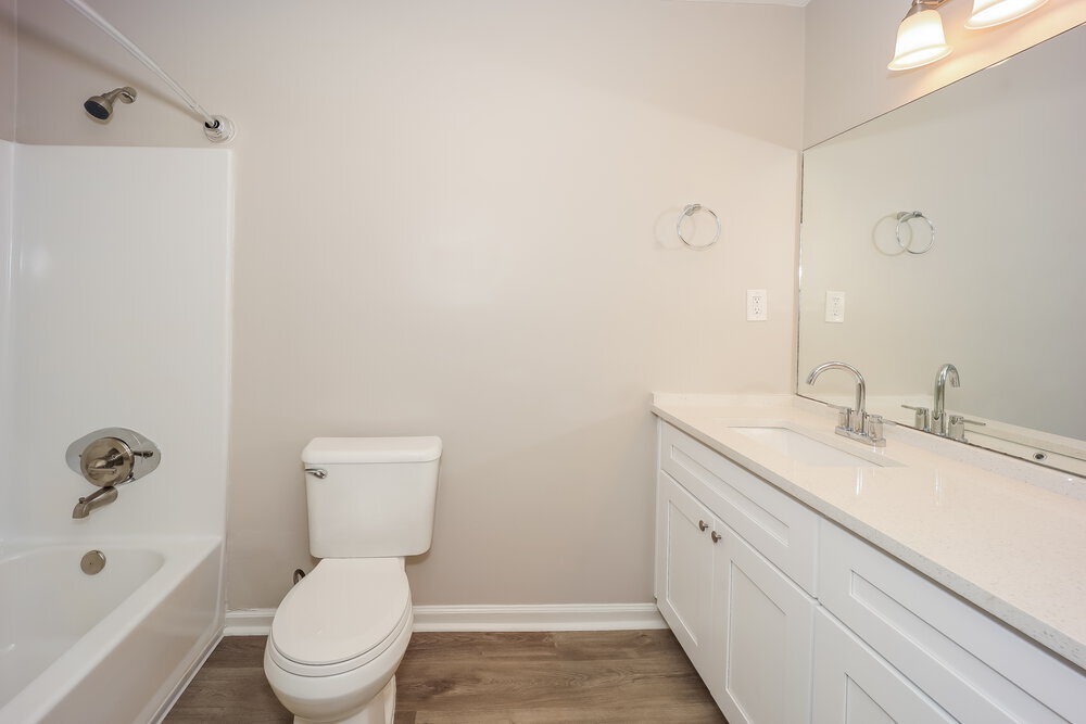 Building Photo - 4741 Cedar Lake Dr SE