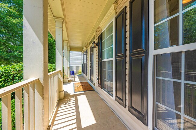 Building Photo - Beautiful 4-Bedroom Colonial in Walkersville