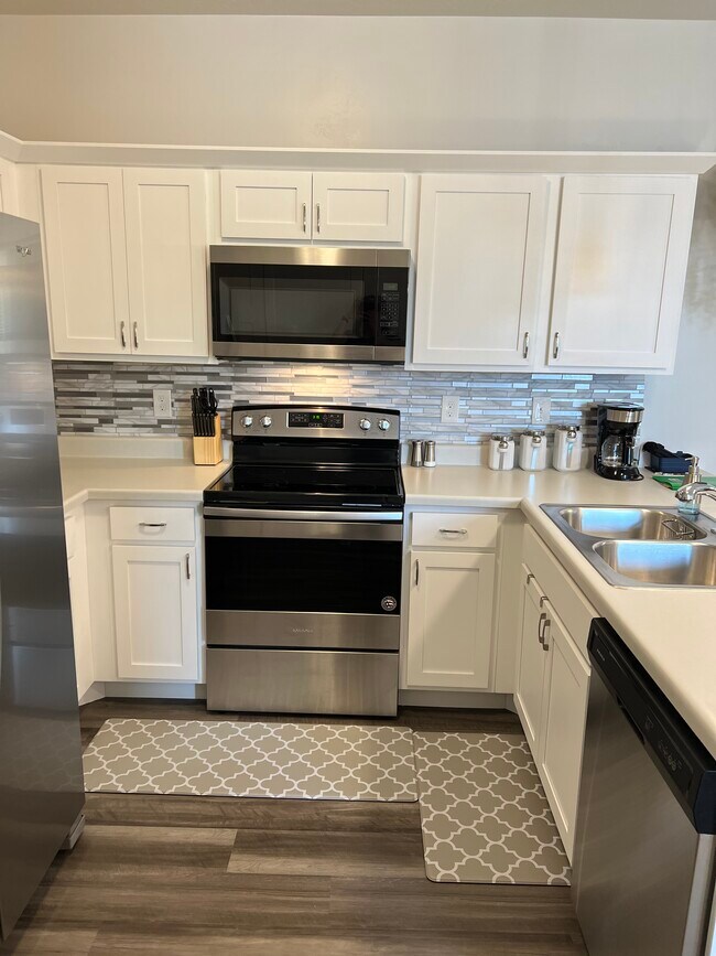 Kitchen - 767 N 380 W