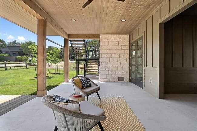 Building Photo - 19213 Lost Tree Blvd