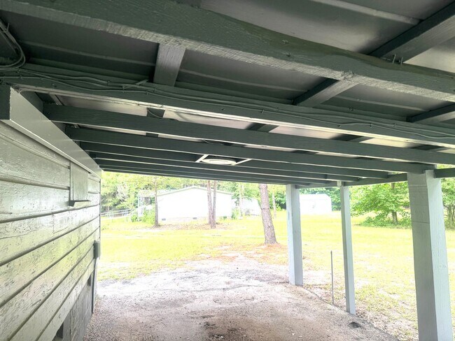 Building Photo - 916 N Brickyard Rd