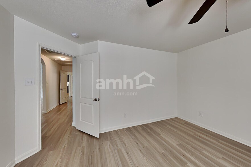 Building Photo - 22431 Bauer Canyon Dr