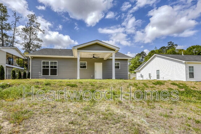 Building Photo - 6640 Satchelford Rd