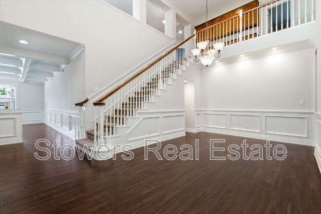 Building Photo - 145 Bryant Ave