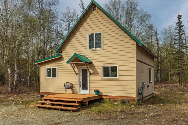 Cozy cabin in the woods on 2.22 Acres! Se... - Cozy cabin in the woods on 2.22 Acres!  Se...