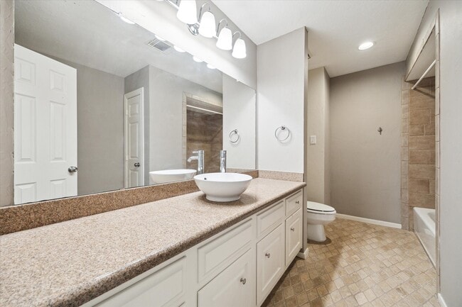 Building Photo - 5315 Sunbright Ct
