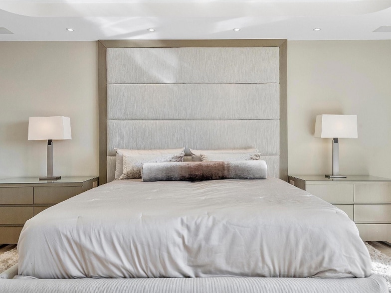 Building Photo - 3200 N Ocean Blvd