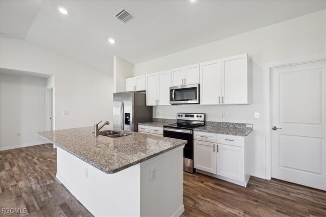 Building Photo - 1101 NW 1st Pl