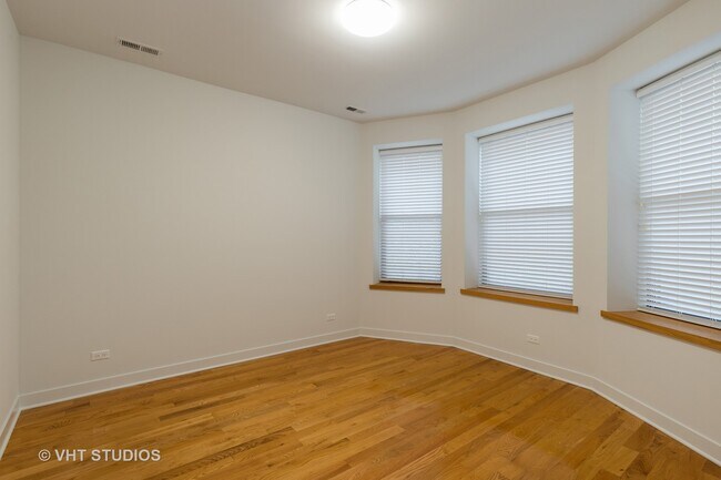 Building Photo - 5656 S Indiana Ave
