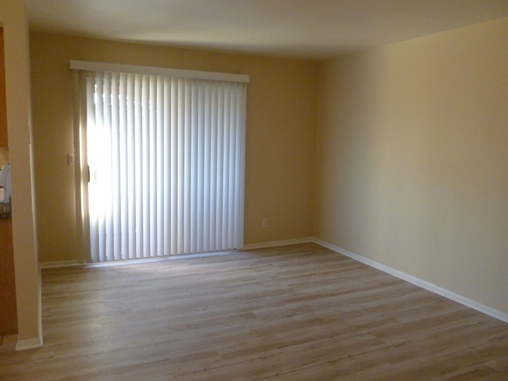 Building Photo - 7300 Pirates Cove Rd