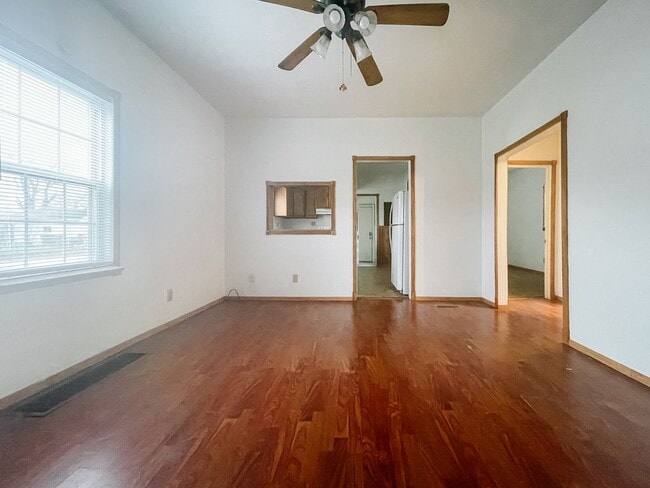 Building Photo - Double Lot with Detached Garage Access