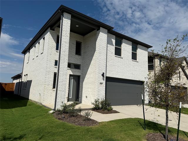 Building Photo - 5800 Briarcroft Dr