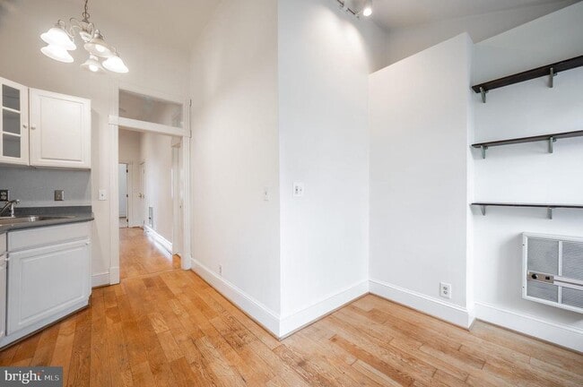 Building Photo - 310 Prince St