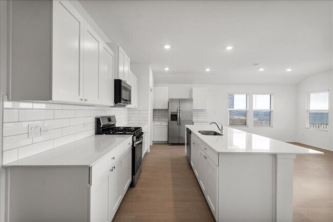 Building Photo - 212 Seven Seas Dr