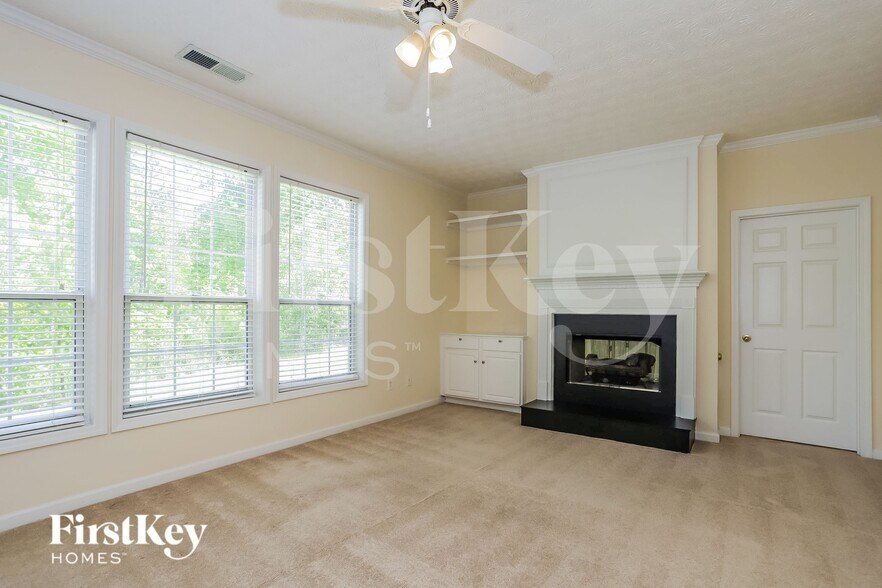 Building Photo - 3526 Butler Springs Trace