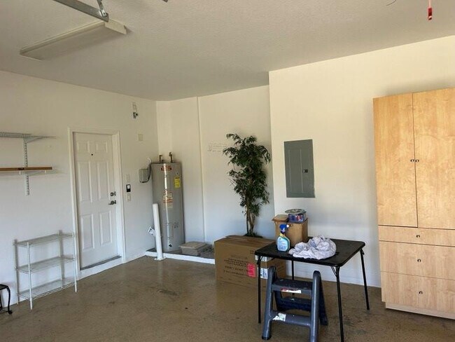 Building Photo - 6132 Grand Cypress Cir W