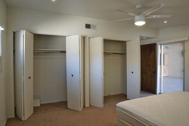 Building Photo - 53815 Avenida Carranza