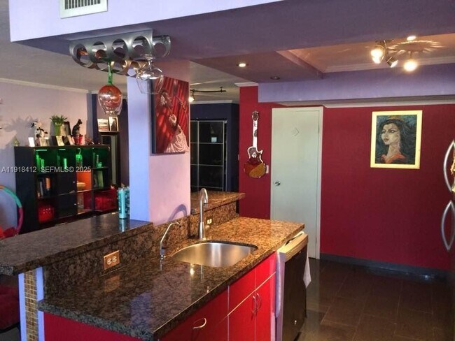 Building Photo - 2001 Atlantic Shores Blvd