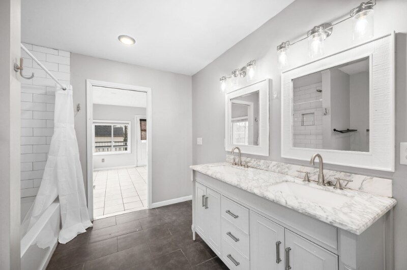 Building Photo - 5023 Packard Dr