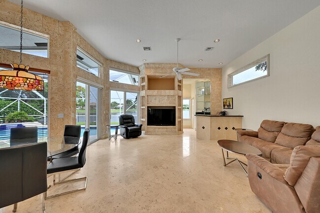 Building Photo - 6419 NW 99th Dr