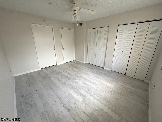 Building Photo - 1260 Wildwood Lakes Blvd