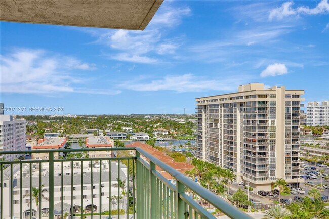 Building Photo - 2080 S Ocean Dr