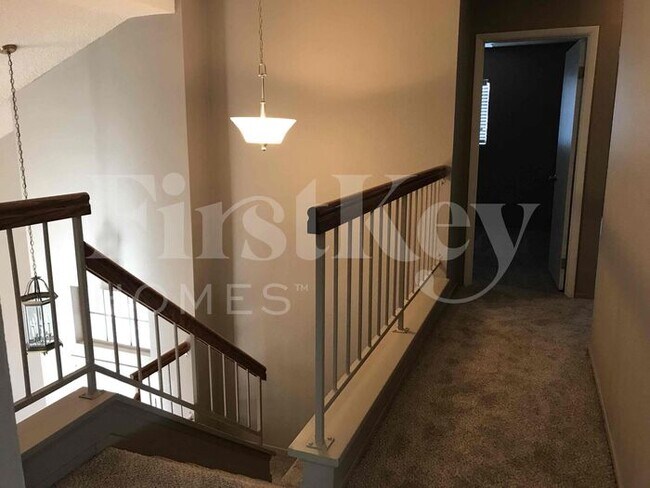 Building Photo - 419 Rutherford Cir