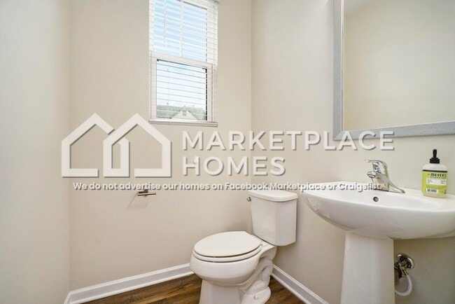 Building Photo - 6420 Mountain Home Way