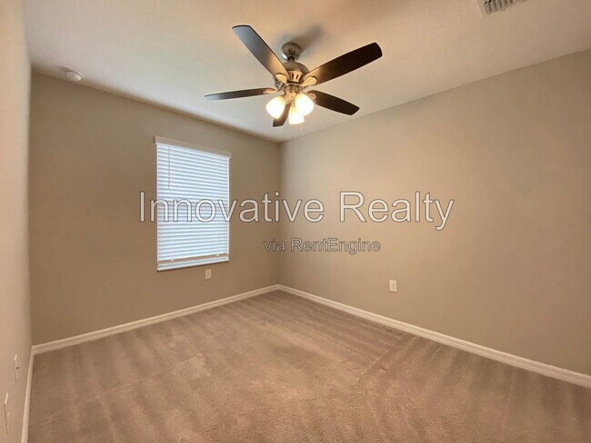Building Photo - 302 Cedar Bark Ln