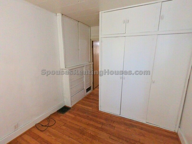 Building Photo - 212 S Emerson Ave