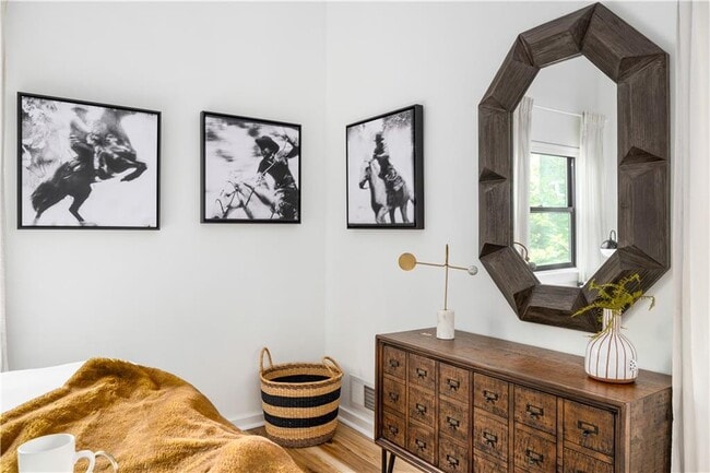 Building Photo - 119 Ashland Dr NE