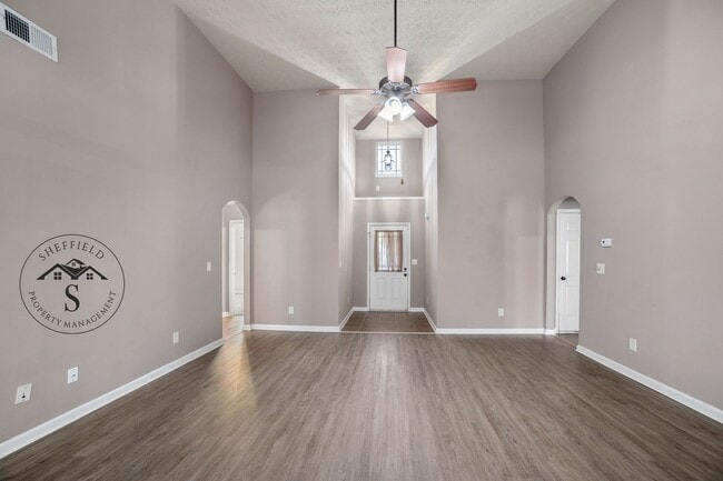 Building Photo - 25 Justice Dr