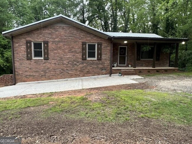 Building Photo - 19 Oak Hill Dr