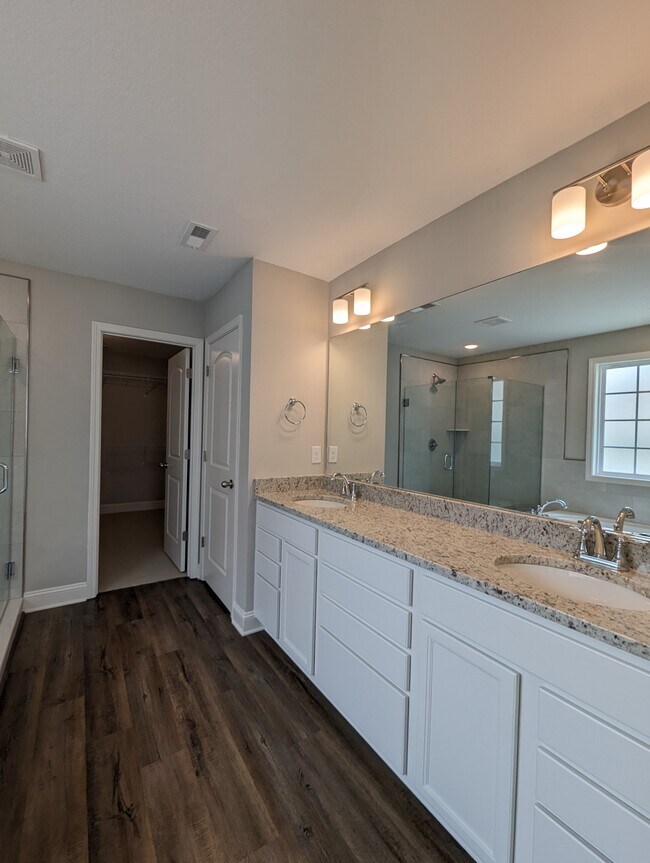 Building Photo - 8712 Yellow Aster Rd