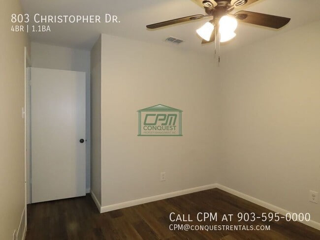 Building Photo - 803 Christopher St