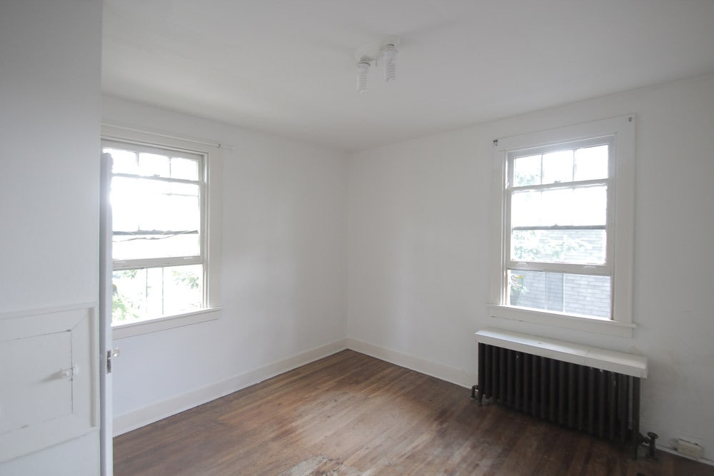 Building Photo - 8003 St Lawrence Ave