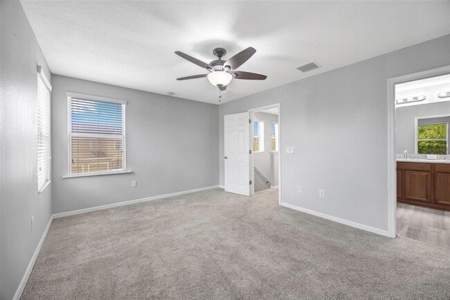 Building Photo - 6705 Holly Heath Dr