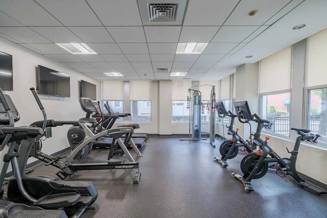 Building Photo - 30 Caldwell St