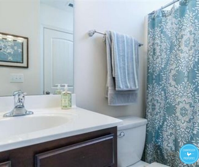 Building Photo - 1208 Haybrook Ln