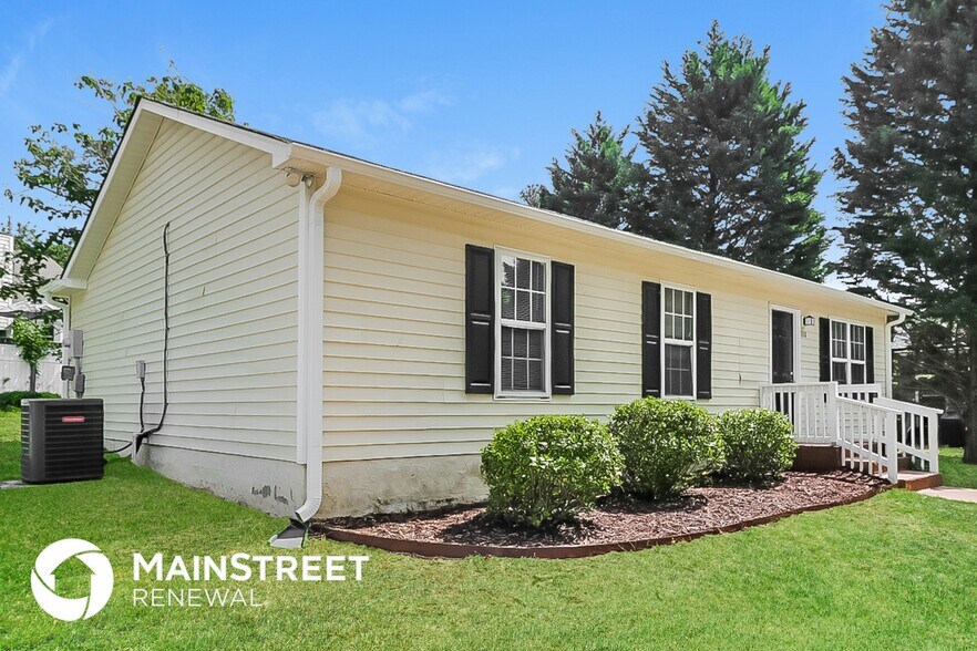 Building Photo - 130 Oakdale Ave