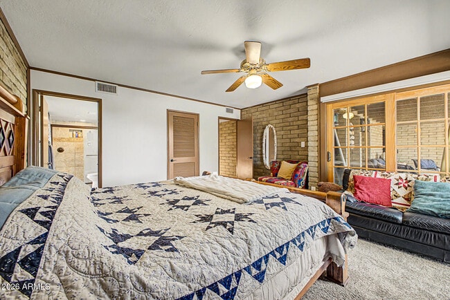 Building Photo - 6510 E Dixileta Dr
