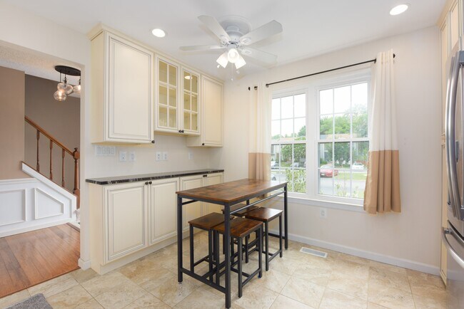 Building Photo - 2901 Marsala Ct