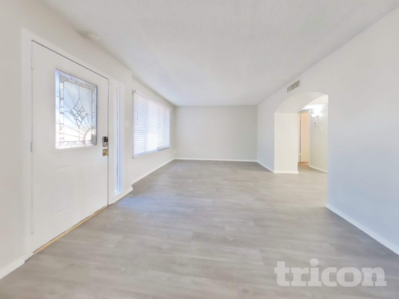 Building Photo - 15614 N 55th Ave