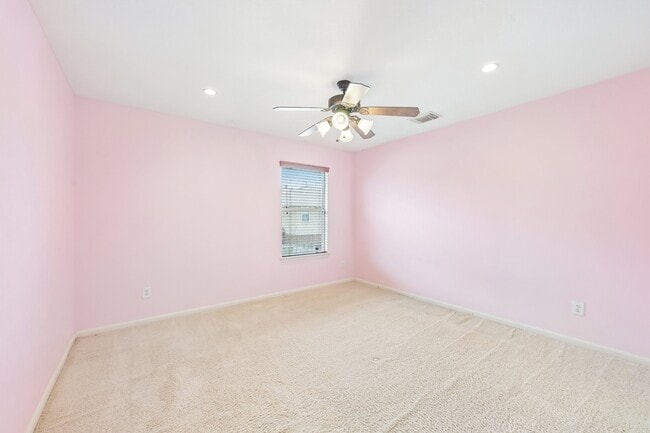 Building Photo - 11303 English Rose Trail