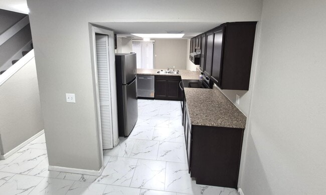 Building Photo - 103 Booth Ln